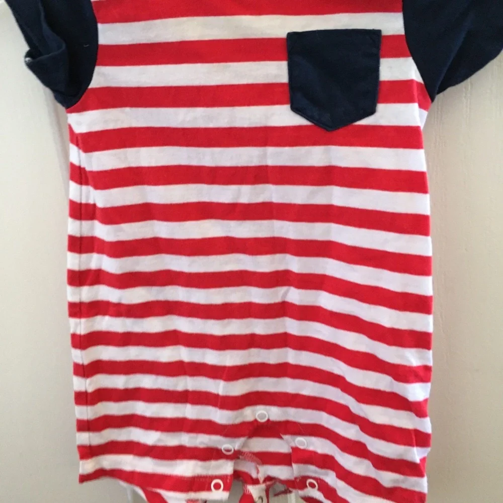 Child’s patriotic shortall 3-6 months